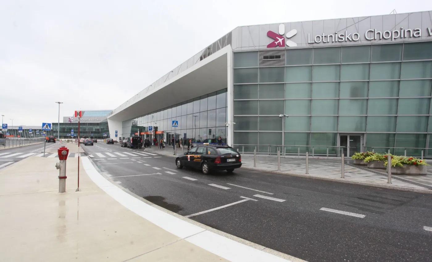 Lotnisko Chopina. Terminal