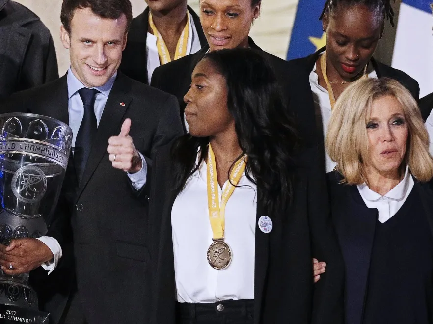 10672416-brigitte-macron.jpg