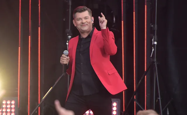 Ile się zarabia na graniu disco polo? Największe gwiazdy bogacą się nie tylko dzięki muzyce