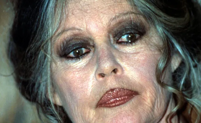 "Aktorki kokietują producentów, a potem opowiadają, że były molestowane". Brigitte Bardot krytykuje #metoo