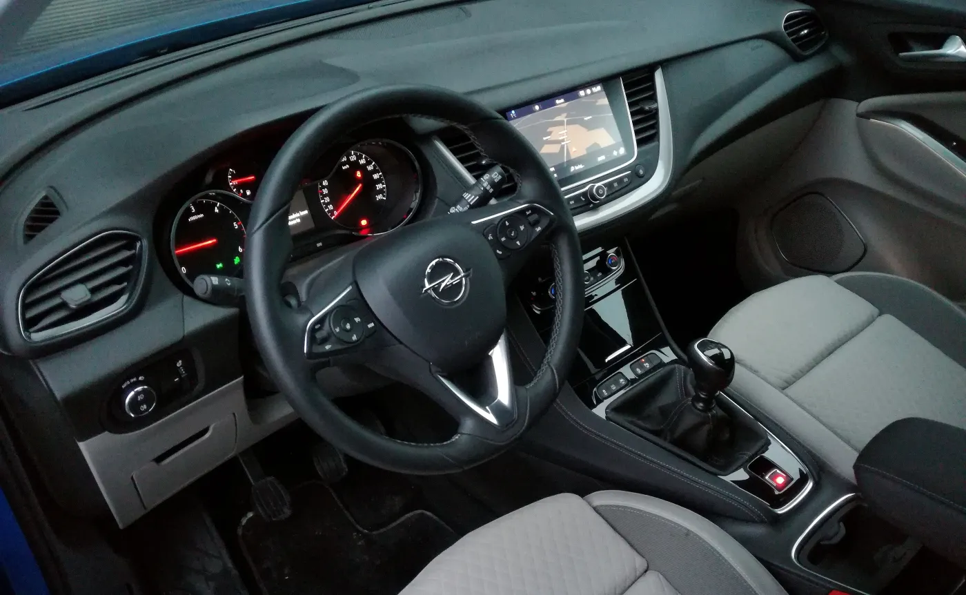 10746161-opel-grandland-x.jpg