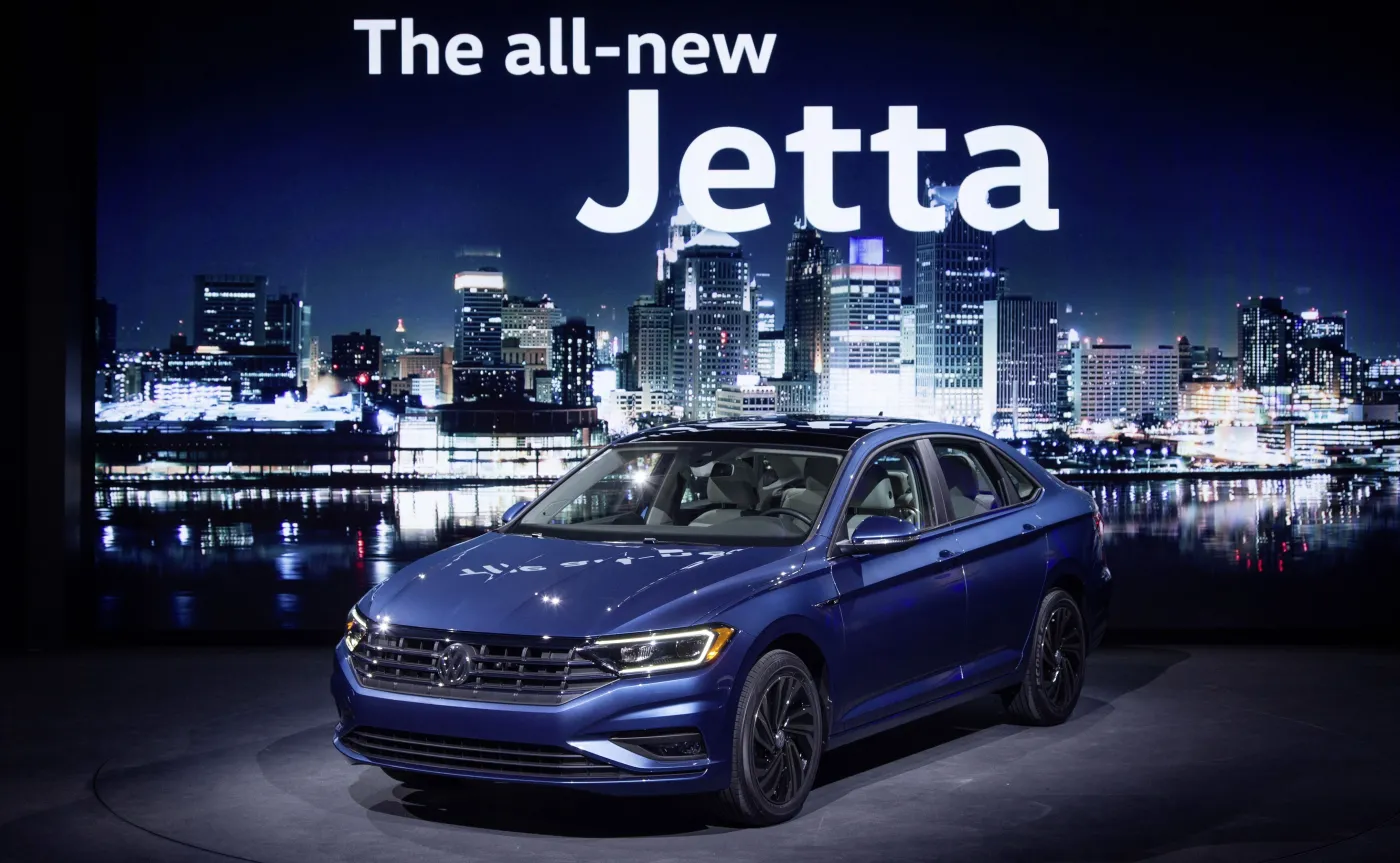 10749594-volkswagen-jetta.jpg
