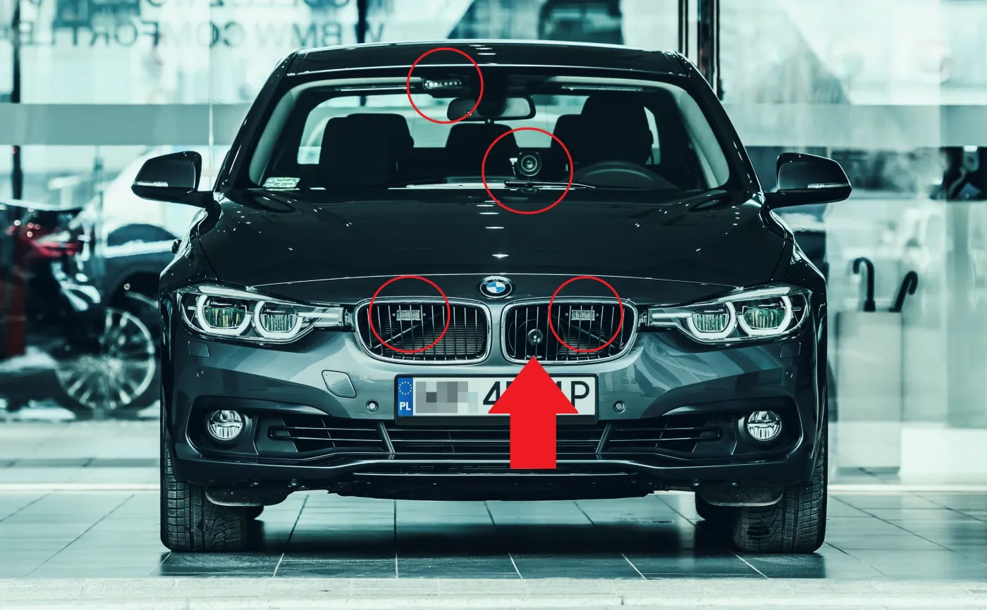 10799109-bmw-330i-xdrive.jpg