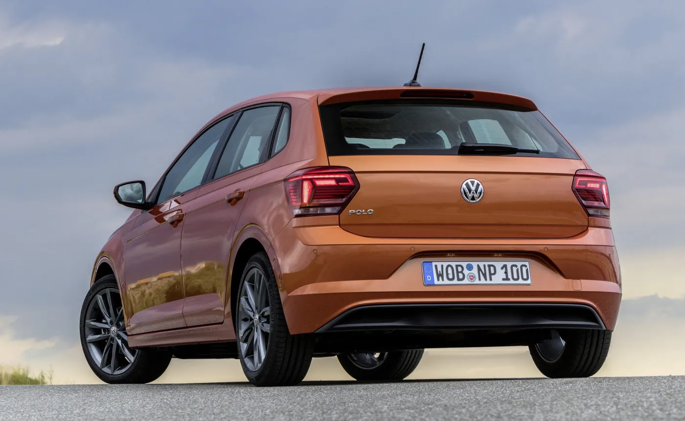 10518522-volkswagen-polo.jpg