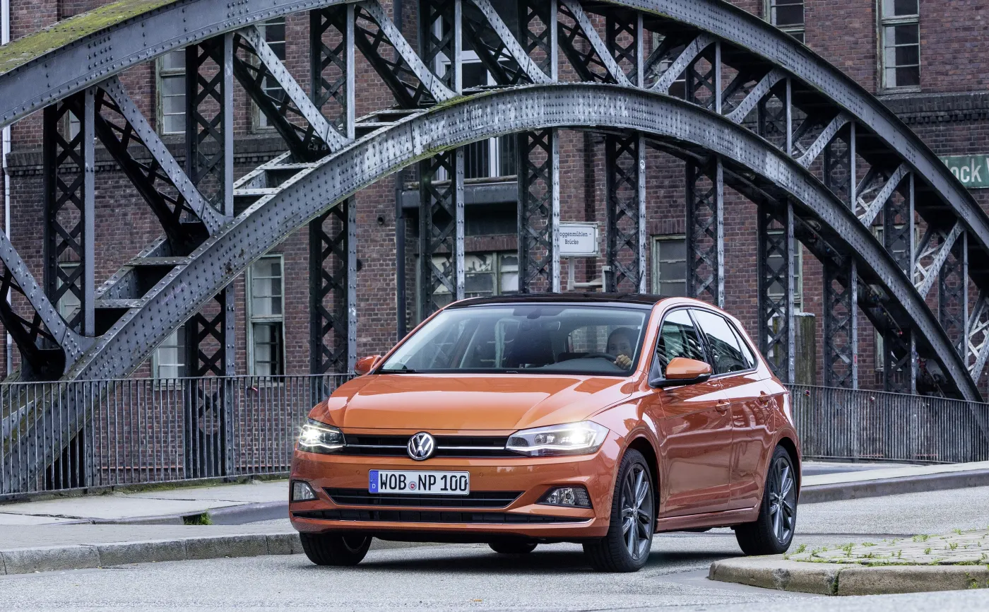 10518681-volkswagen-polo.jpg