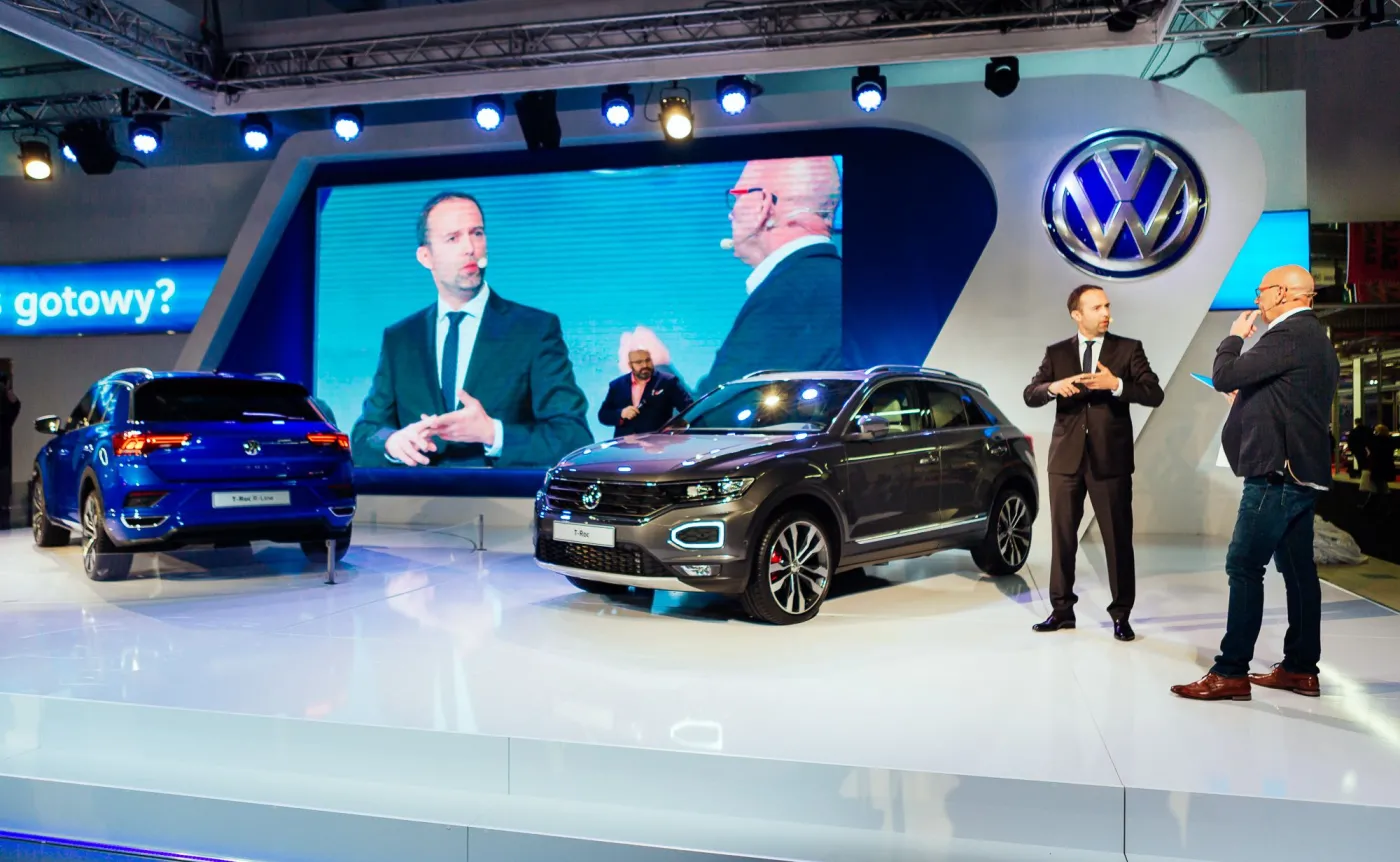 10544380-volkswagen-t-roc.jpg