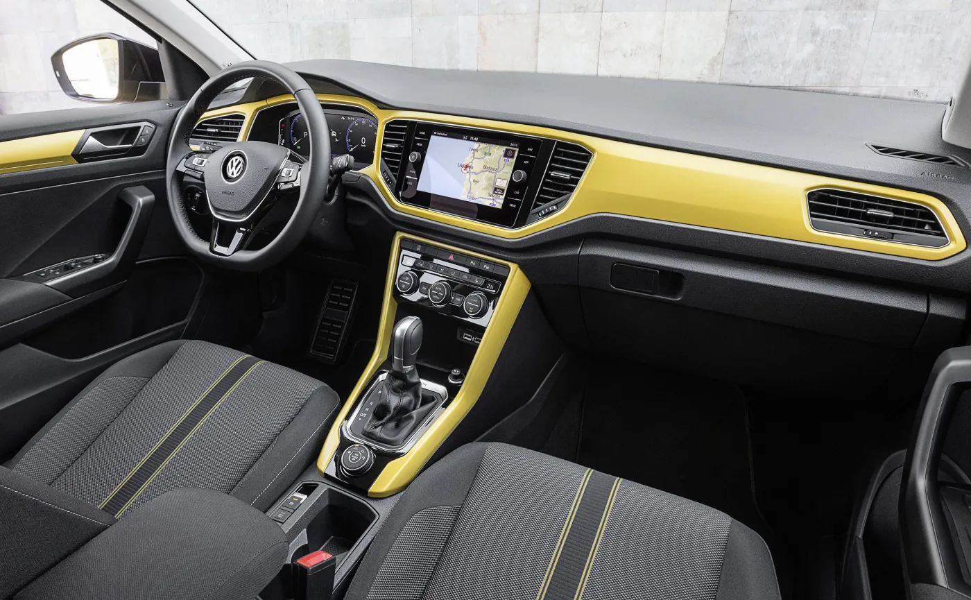 10543908-volkswagen-t-roc.jpg