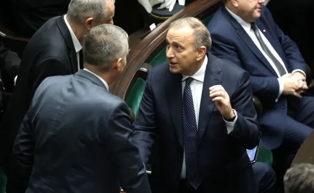 PO składa wniosek o wotum nieufności wobec rządu. PiS komentuje: Kolejna szopka polityczna