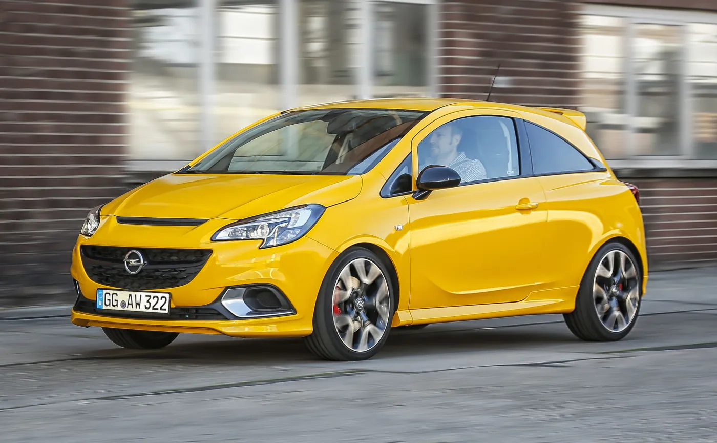 10970527-opel-corsa-gsi.jpg