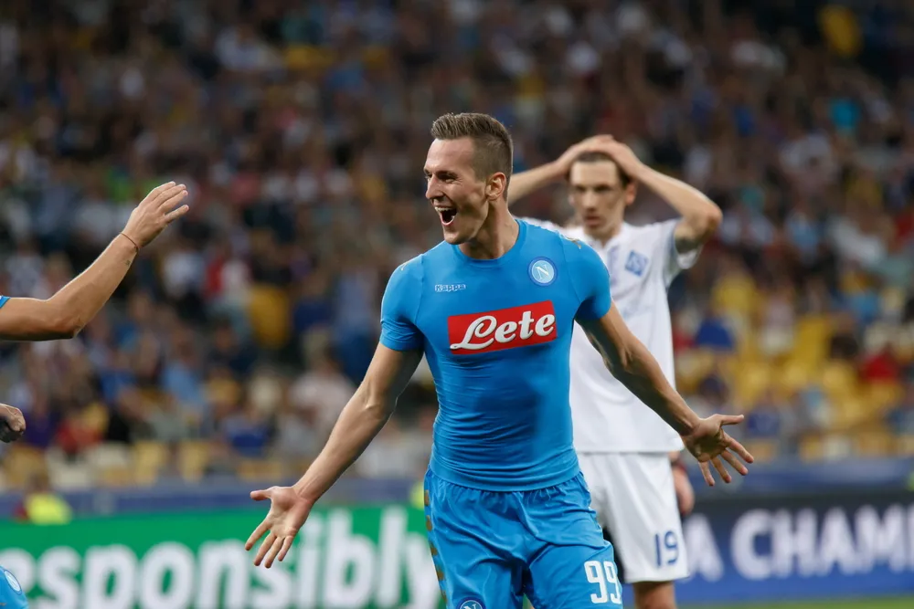 Arkadiusz Milik zakłada swoje konto na portalu randkowym