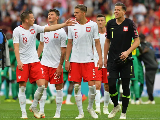 Internet krytyczny dla polskich piłkarzy. W obronie podopiecznych Nawałki stanął mąż Radwańskiej
