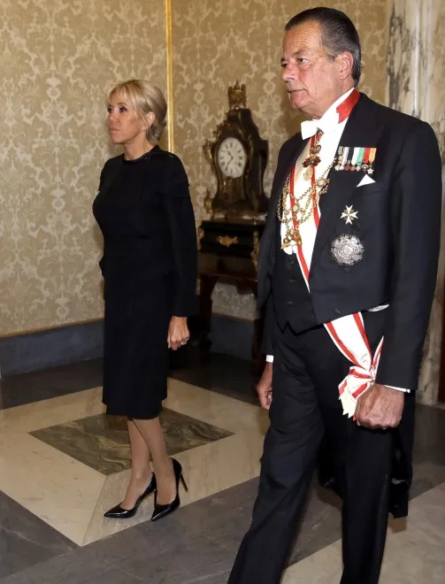 11073495-brigitte-macron.jpg