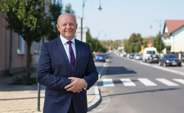 Kremacja czy tradycyjny pochówek? Właściciel firmy pogrzebowej: Naród w tej sprawie jest podzielony [WYWIAD]