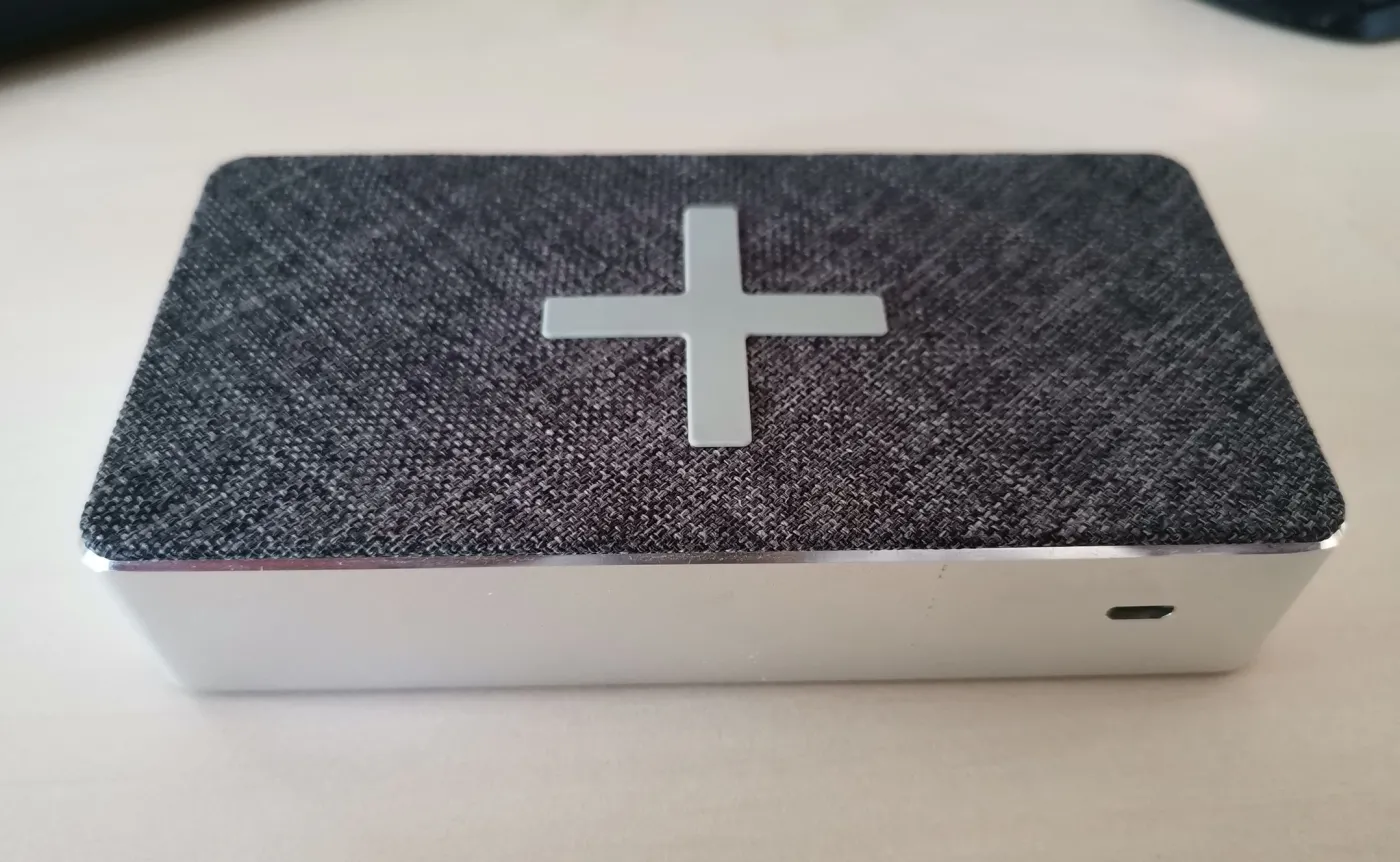 11702203-powerbank-xtorm.jpg