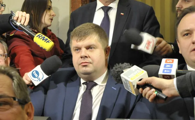 Kałuża grozi "krokami prawnymi" za zarzuty ws. korupcji politycznej. "Postanowili mnie zaszczuć"