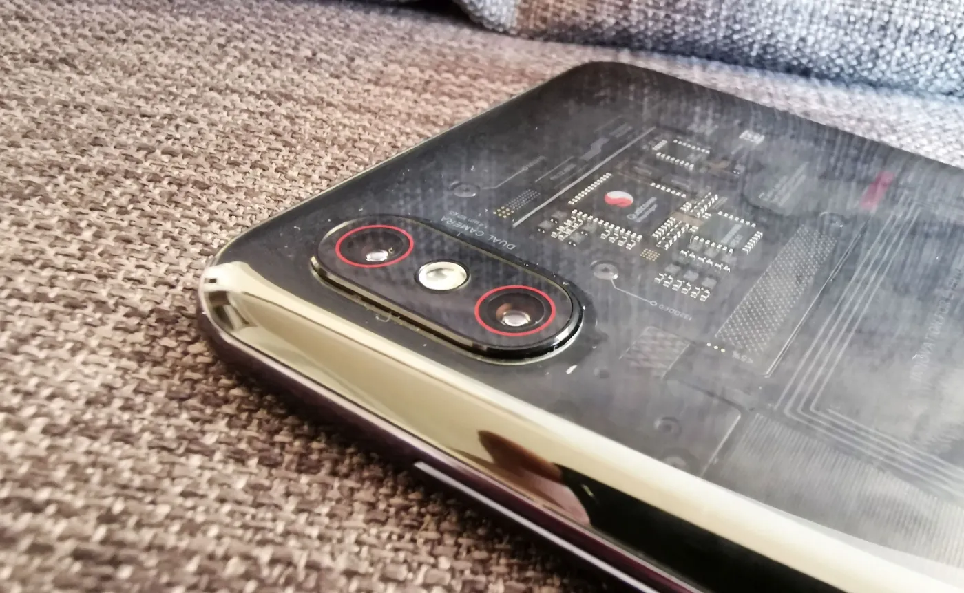 11825751-xiaomi-mi-8-pro.jpg