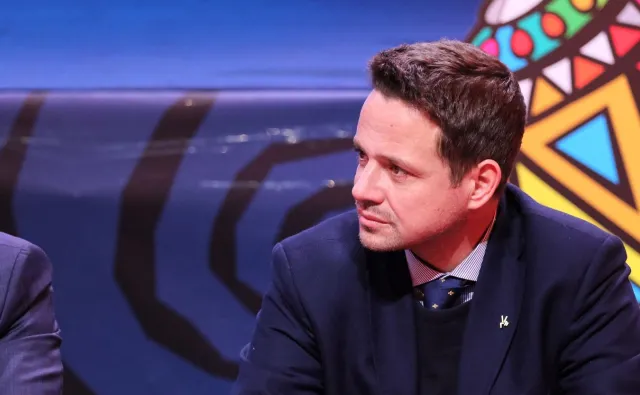 Prezydent stolicy: Warszawa uczci pamięć prezydenta Gdańska trzydniową żałobą w dniach 15-17 stycznia