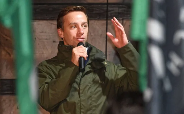 Krzysztof Bosak o "sztucznie wykreowanym narodowo-konserwatywnym wizerunku PiS": To partia etatystycznej centrolewicy