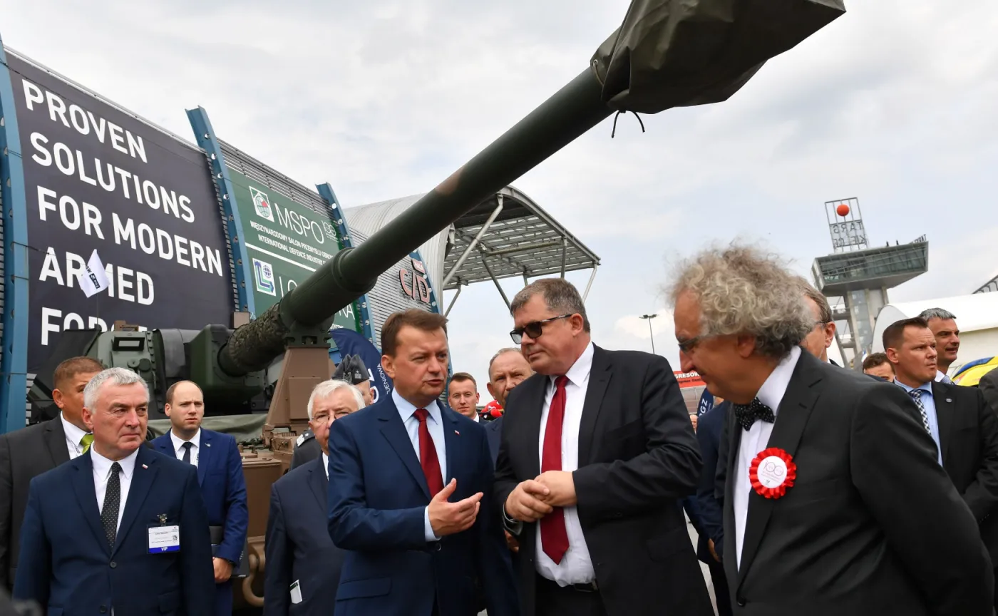 Zbrojeniówka wciąż w zawieszeniu."Trudno określić, co jest celem resortu"