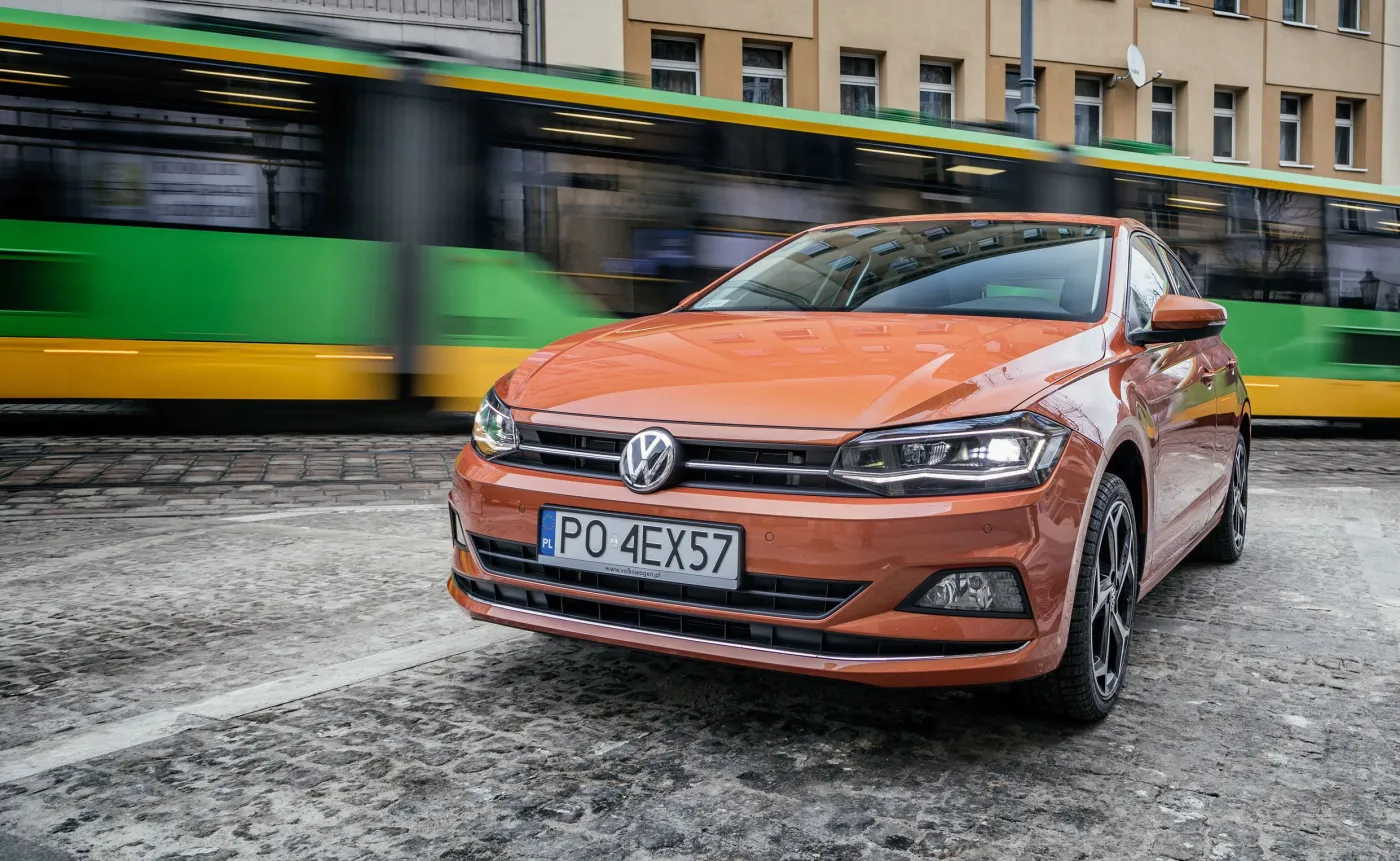10779130-volkswagen-polo.jpg