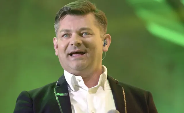 Zenek Martyniuk bawił się na weselu syna, a złodzieje zakradli się do jego willi