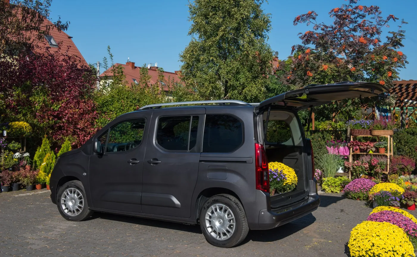 11594768-opel-combo-life.jpg