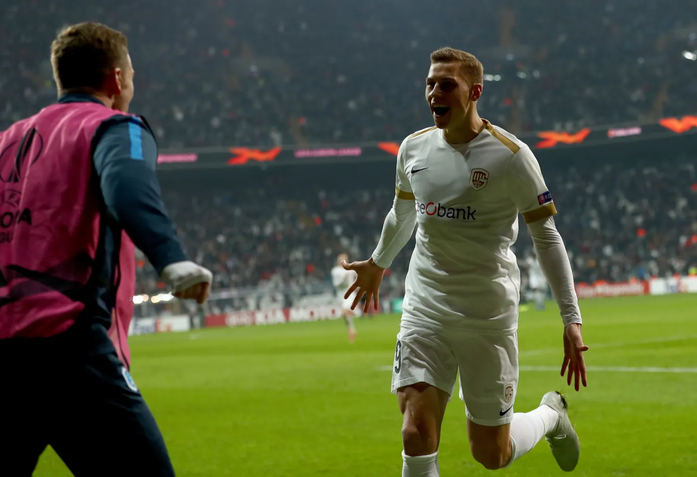 Liga Europejska: Piękny gol Tomasza Kędziory, do siatki trafił też Jakub Piotrowski