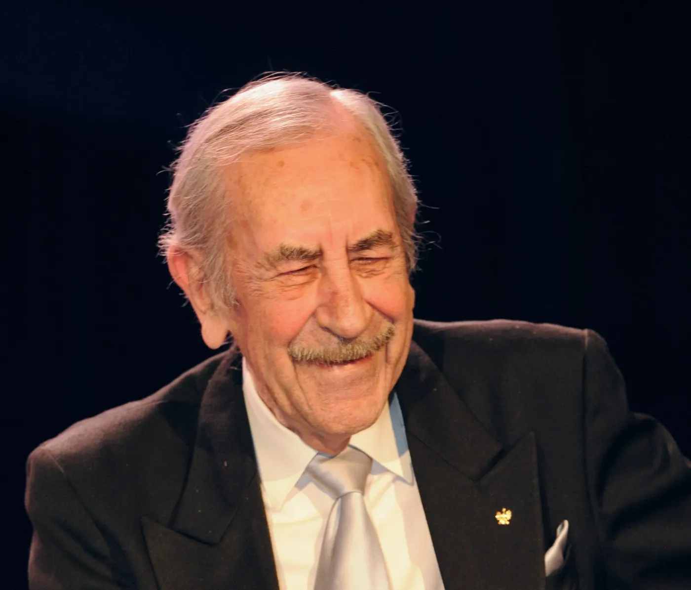 Ad multos annos! Dziś 85 urodziny ma Jan Kobuszewski - wybitny aktor, który chciał być ichtiologiem