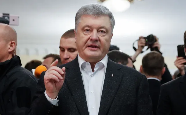 Poroszenko w pierwszym wystąpieniu po porażce: Nie odchodzę z polityki