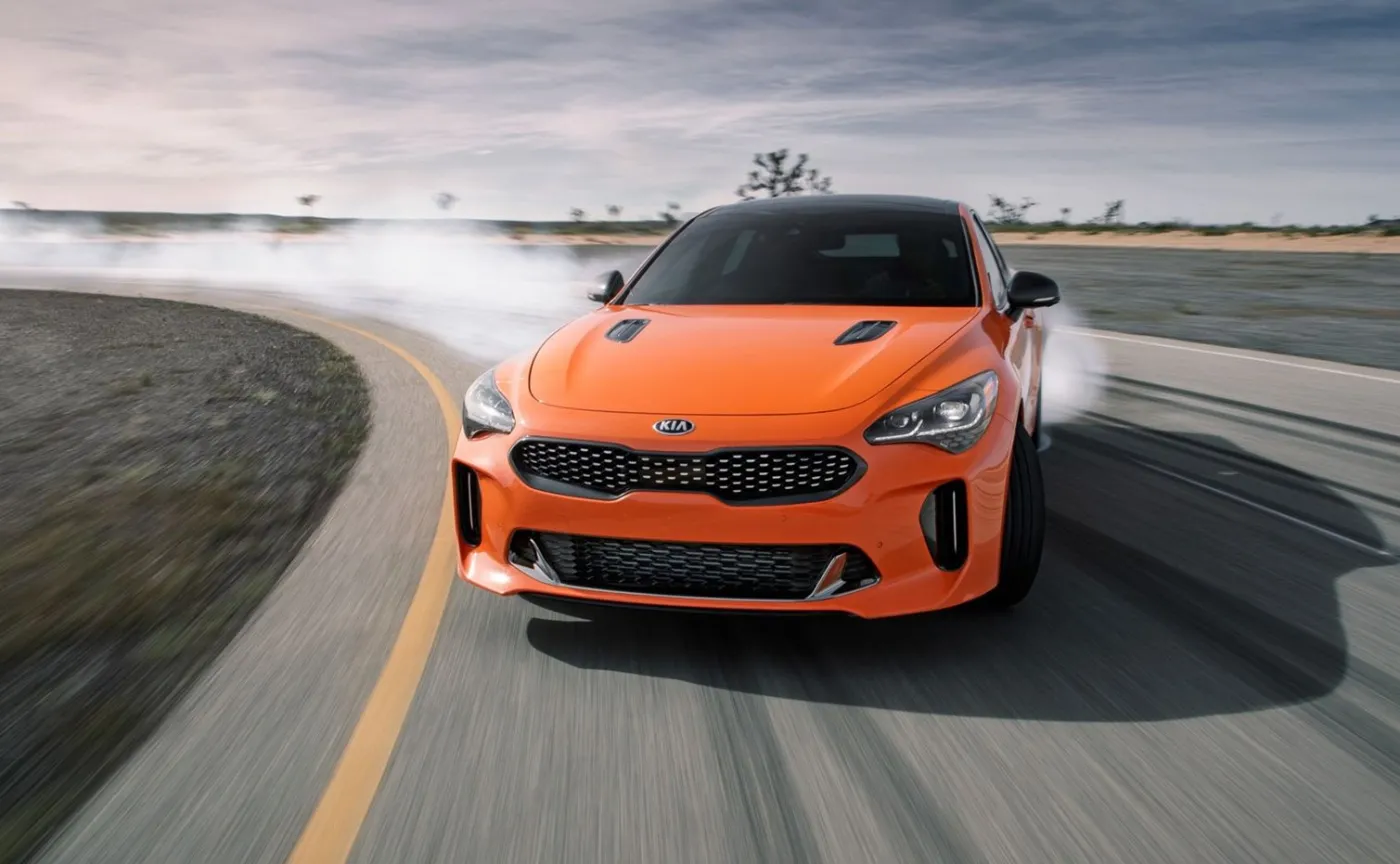 12282906-kia-stinger-gts.jpg