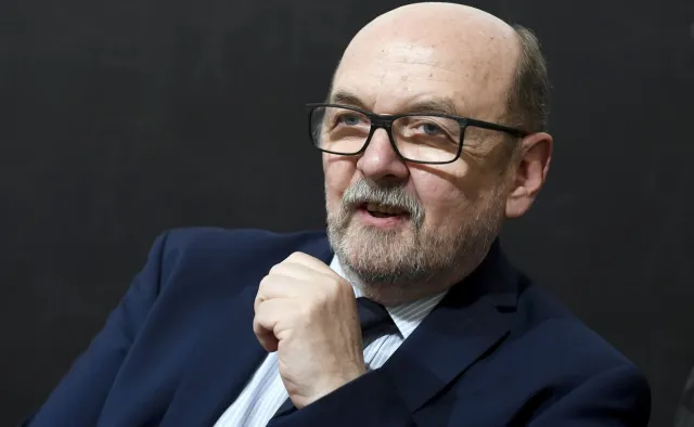 Legutko: To nie pedofilia, tylko pederastia. Nadużycia dotyczą chłopców w wieku 12-17 lat