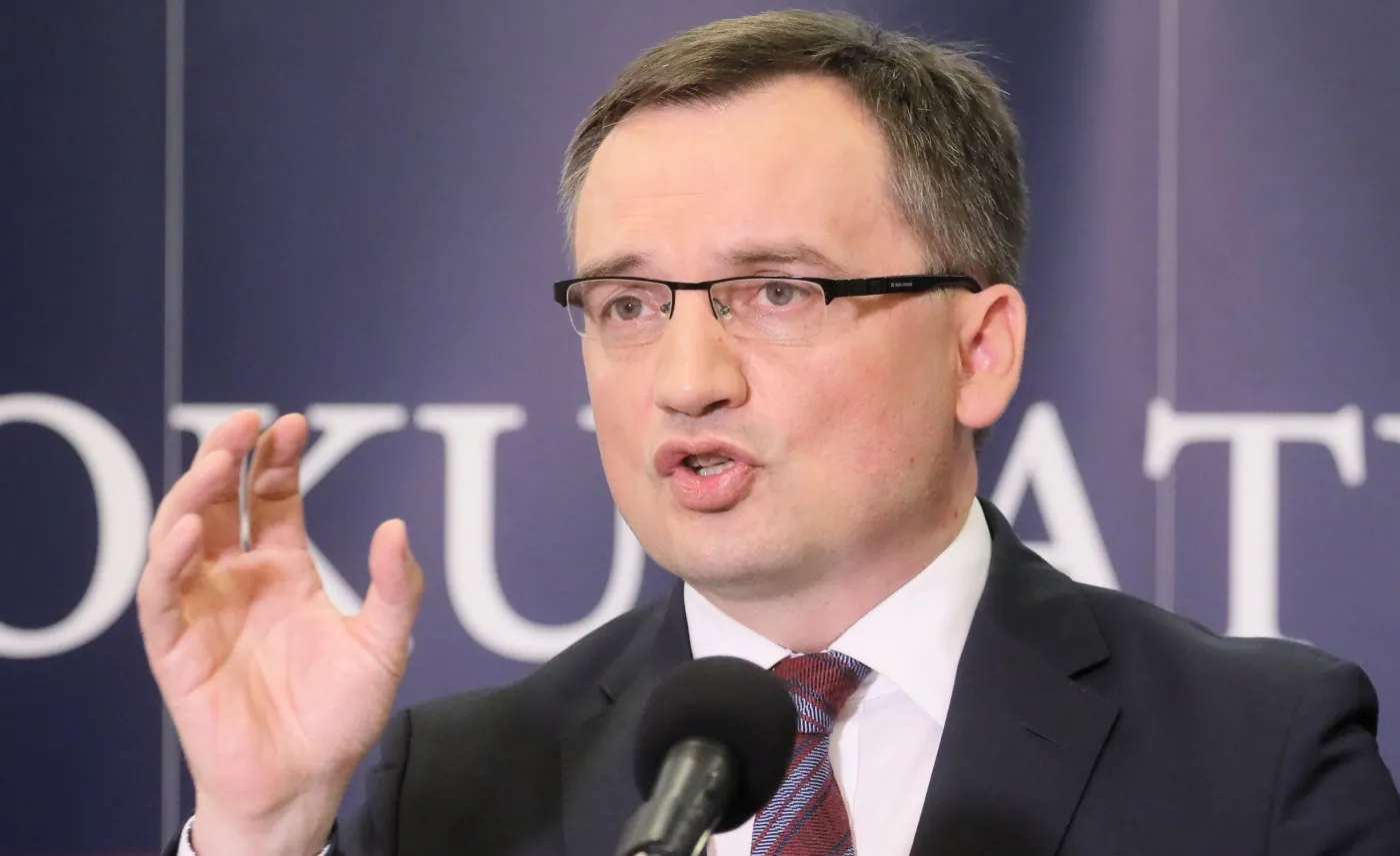 Więzienie zamiast poprawczaka. Reforma Ziobry bez litości dla młodych kryminalistów