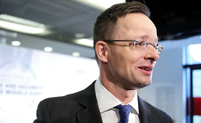 Największa koszerna rzeźnia w Europie i import wątróbek. Węgierski szef MSZ o sojuszu z Izraelem