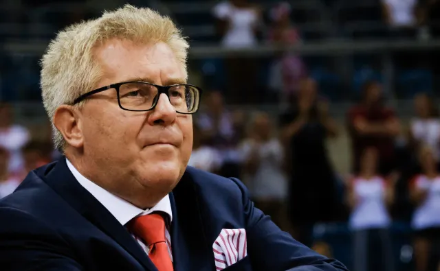 Ministrowie, którzy kandydują do PE, poza rządem? Czarnecki: Myślę, że powinni wziąć urlop