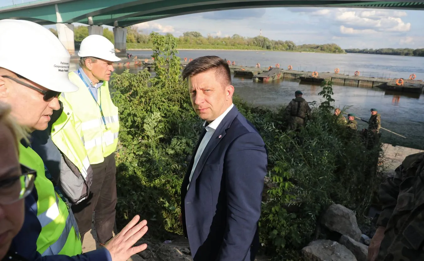 Dworczyk spotkał się z ambasadorem Szwecji. Rozmawiali o awarii w "Czajce" i zrzucie ścieków do Wisły