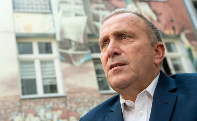 Grzegorz Schetyna: PiS buduje państwo jednoosobowe. Dla nadprezydenta i nadpremiera Kaczyńskiego [ROZMOWA]