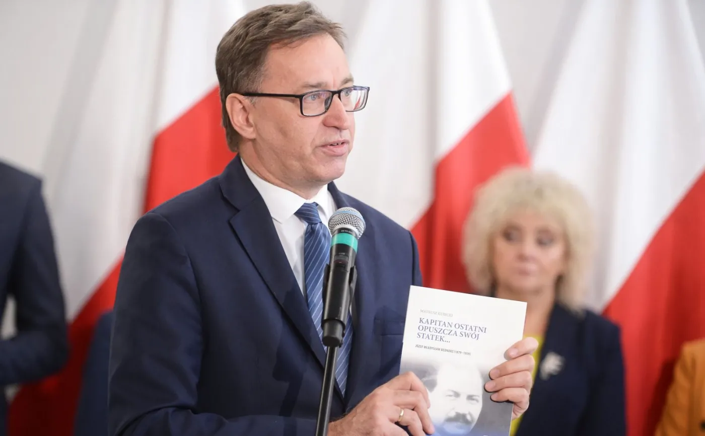 Prezes IPN: Najlepsi ludzie odchodzą od nas w związku z niskim wynagrodzeniem