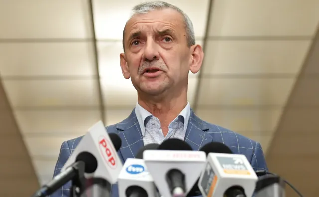 Strajk włoski w szkołach. Połowa nauczycieli jest za. Ale Solidarność do niego nie przystąpi