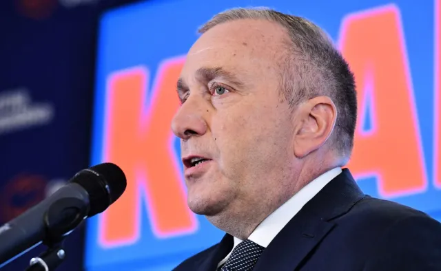 Schetyna o wyborach na Ukrainie: Liczę, że wybiorą Europę, solidarność i otwartość