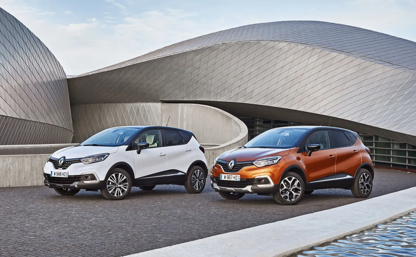 12674049-renault-captur.jpg