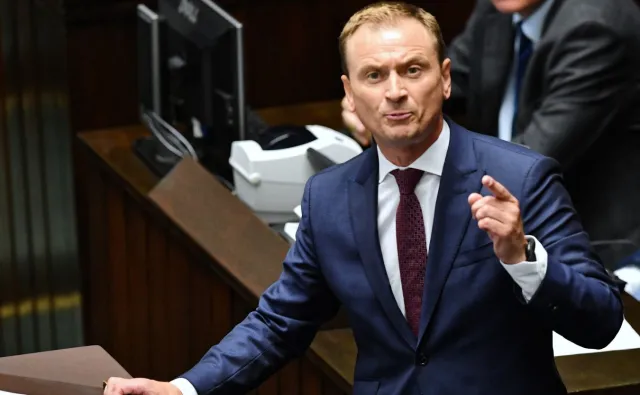 Nitras kontra Kancelaria Sejmu. Pierwszy taki proces w kraju