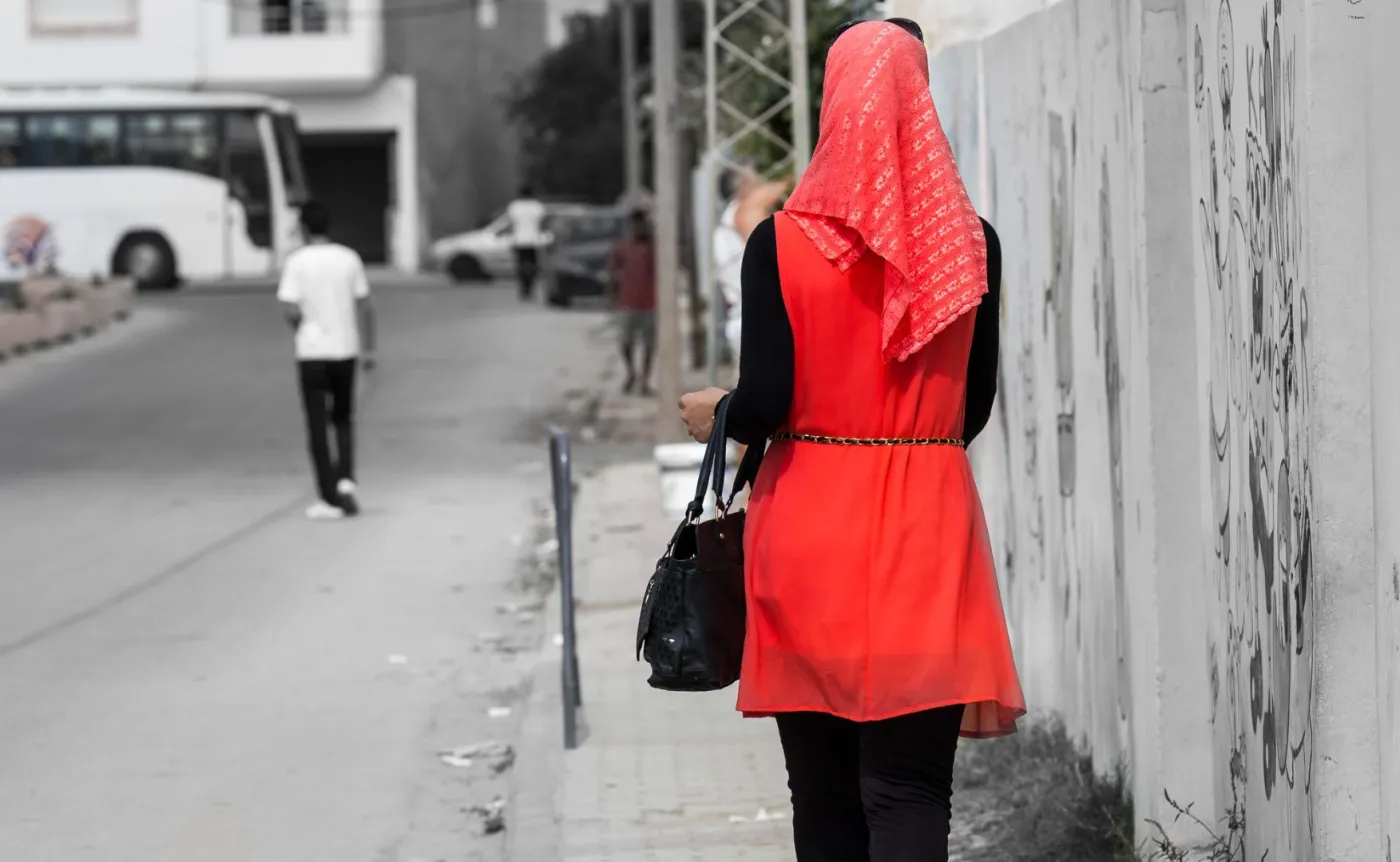 Napaść na Pakistankę w Krakowie. Młodzi ludzie próbowali zerwać jej z głowy hidżab