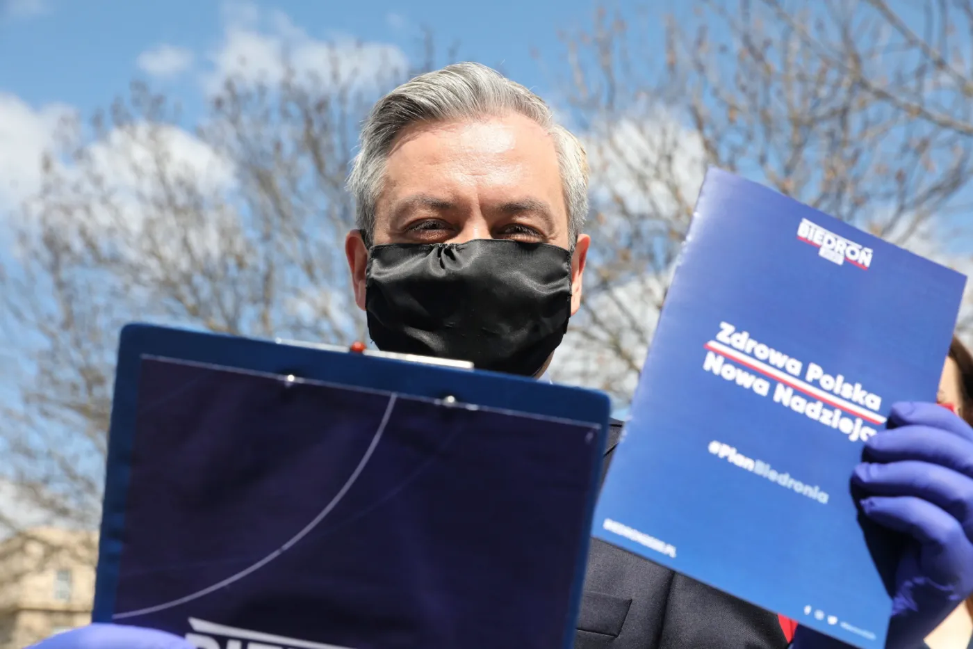 Biedroń: Trzeba skorzystać z szansy jaką są wybory i odsunąć Andrzeja Dudę od władzy