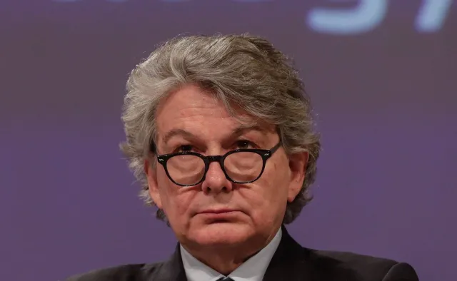 Unijny komisarz odpowiada na zarzuty:  Nie jesteśmy naiwni w kontaktach z Chinami