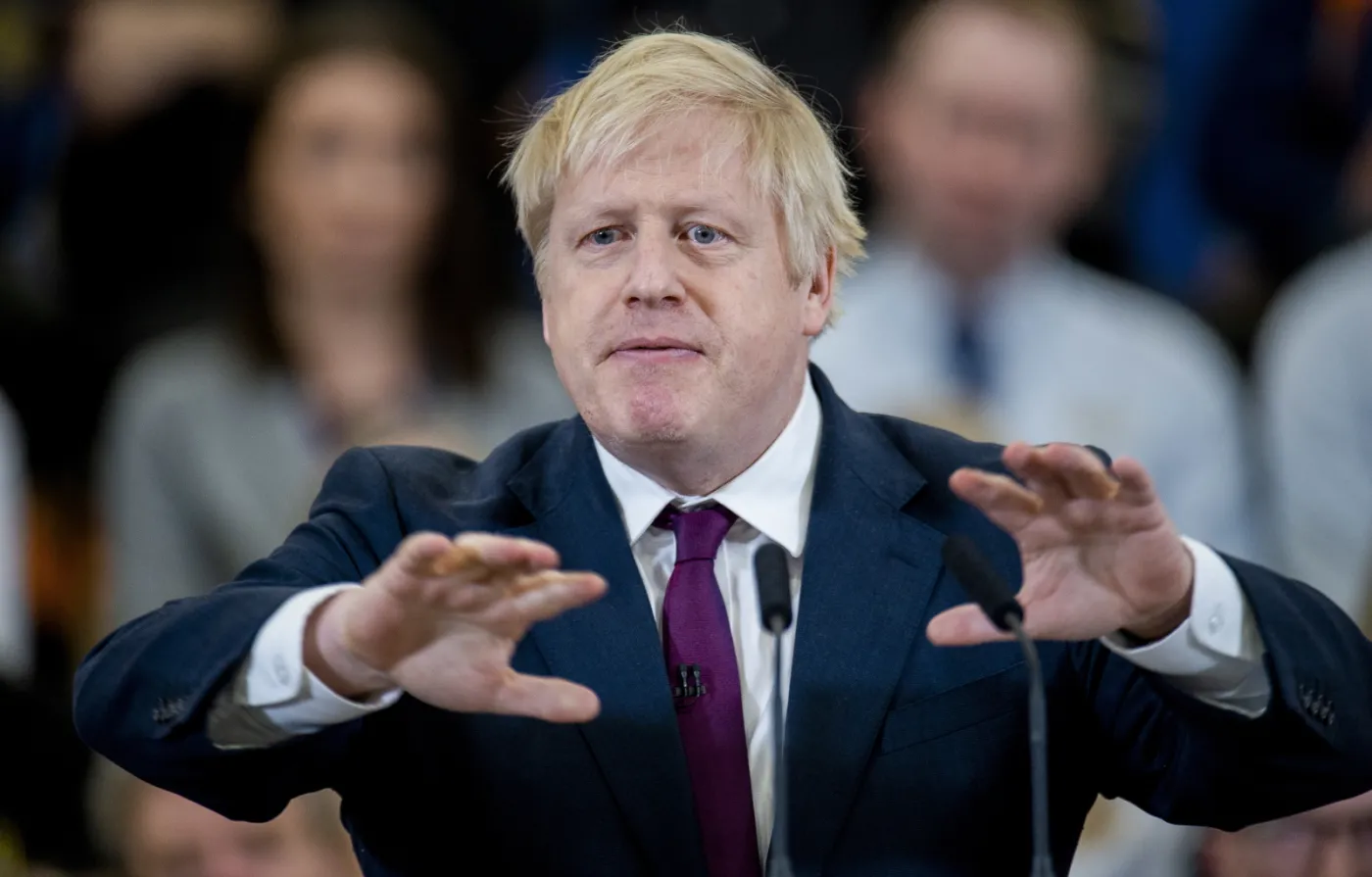 Boris Johnson wrócił na Downing Street. W poniedziałek zabiera się do pracy