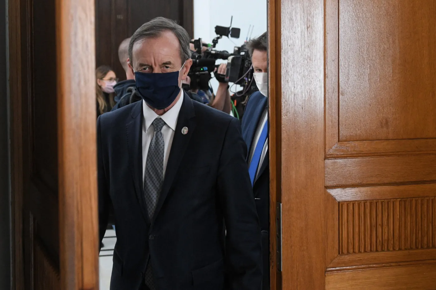 Koronawirus a wybory korespondencyjne. Co postanowi Senat? [RELACJA NA ŻYWO]