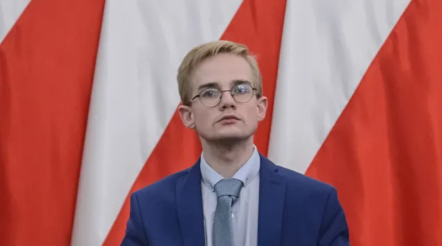 Patkowski: Obniżki pensji i tak są łagodniejszą formą reakcji na kryzys niż zwolnienia [ROZMOWA]