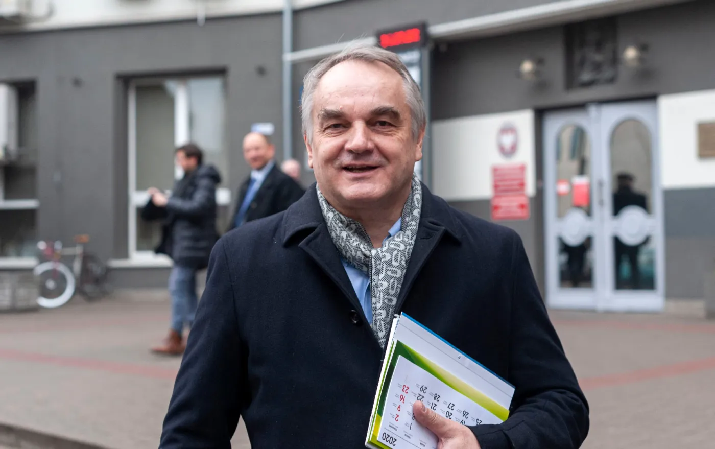 Były premier: Trzaskowski nie będzie miał łatwo, znany jest tylko w Warszawie