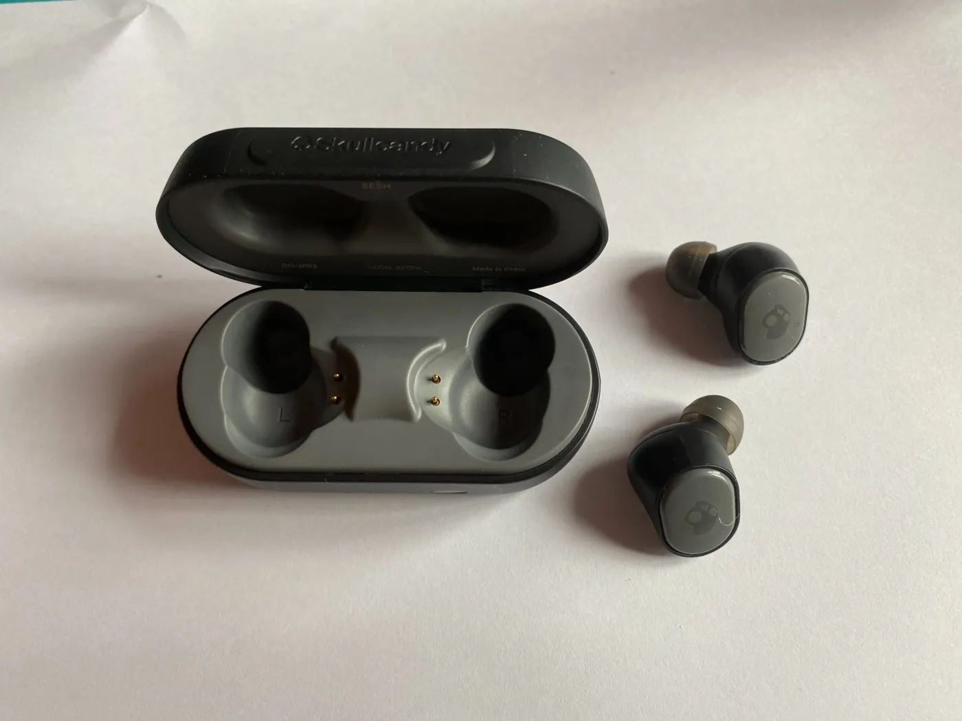 Bezprzewodowe Skullcandy Sesh. Grają dobrze, tylko ta bateria... [RECENZJA]