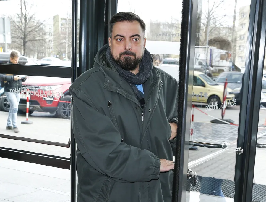 "Ofiary księży są traktowane jak wrogowie Kościoła". Sekielscy w "Skandalistach" [CAŁY PROGRAM]